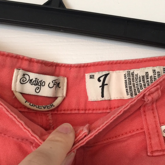 Coral orange jean shorts distressed - Picture 2 of 2